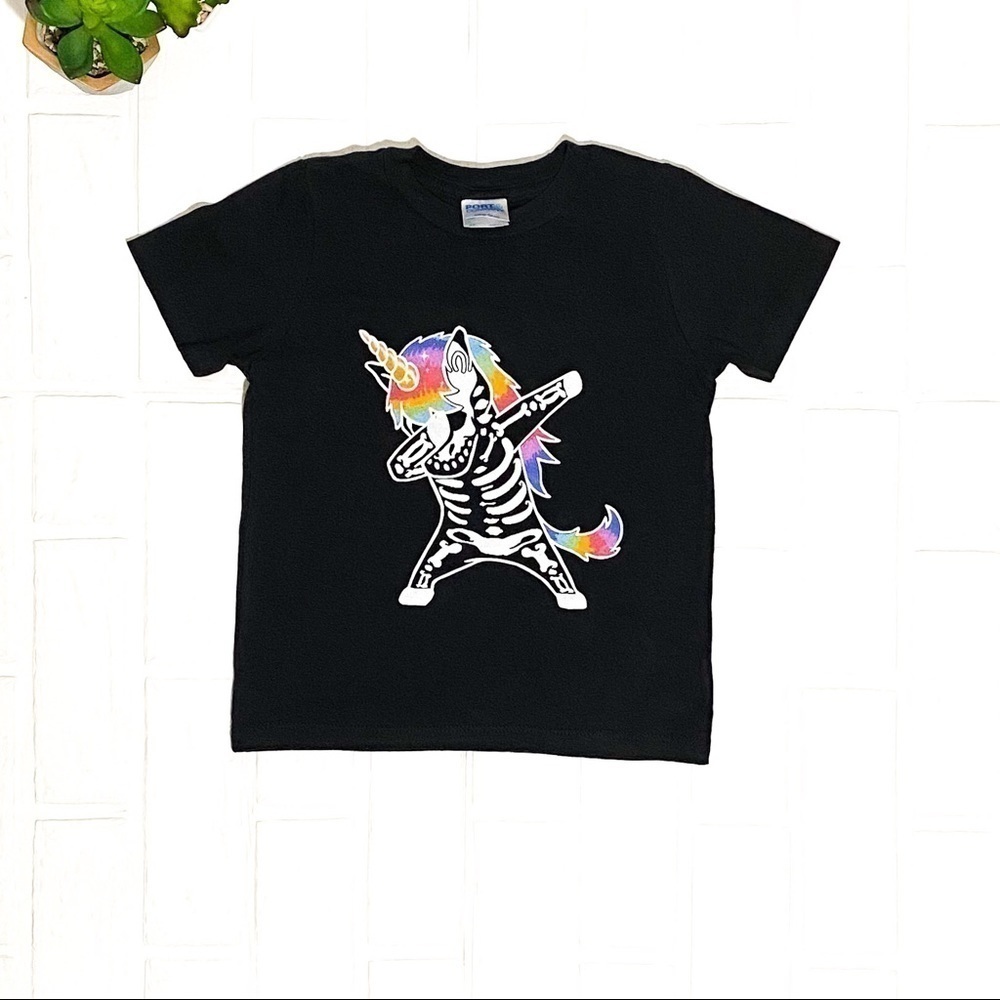 Dabbing unicorn Toddler 3 for $30 🍬